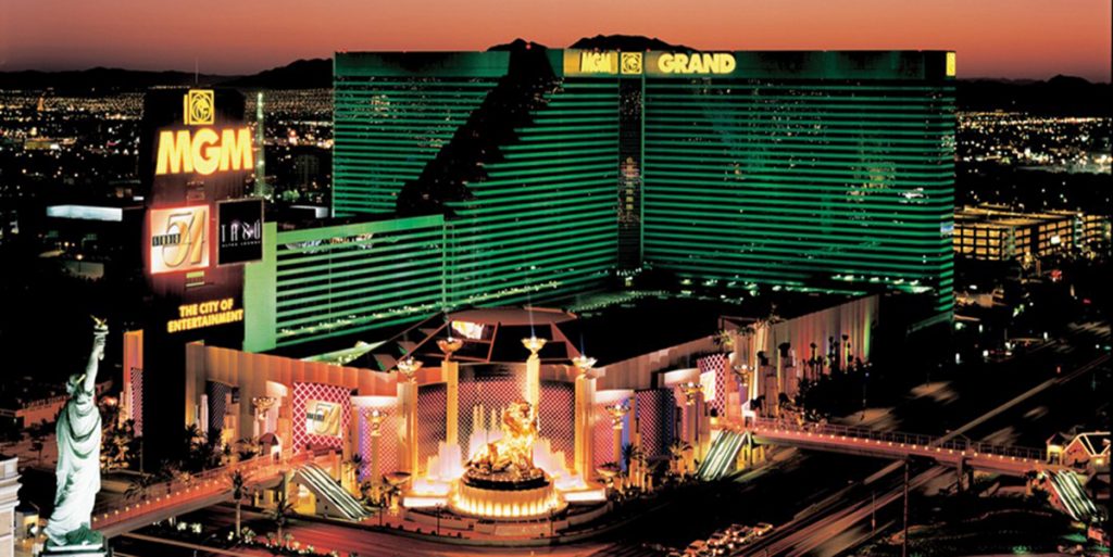 MGM Grand Las Vegas merupakan kasino sekalian hotel yang terletak di Las Vegas Strip