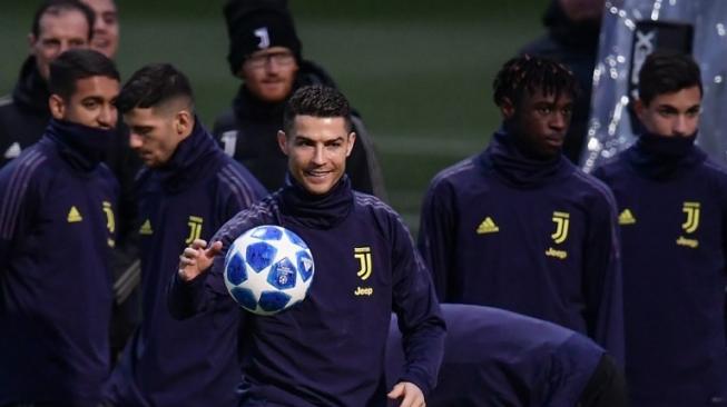 Cristiano Ronaldo Kembali Latihan di Juventus